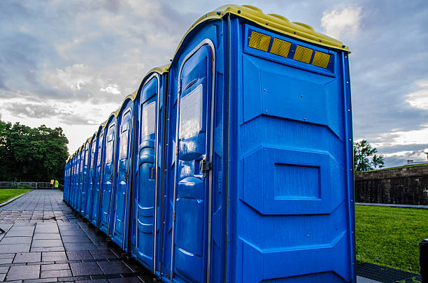 Porta potty delivery and setup in Cabool, MO